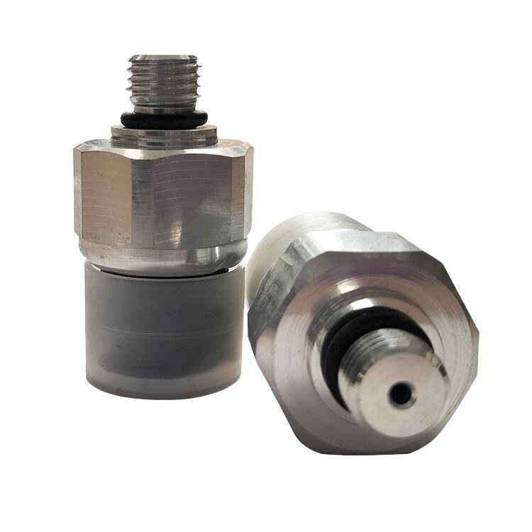 Onderdelen voor vrachtwagens Standaardgrootte oliedruksensor voor motorvereisten